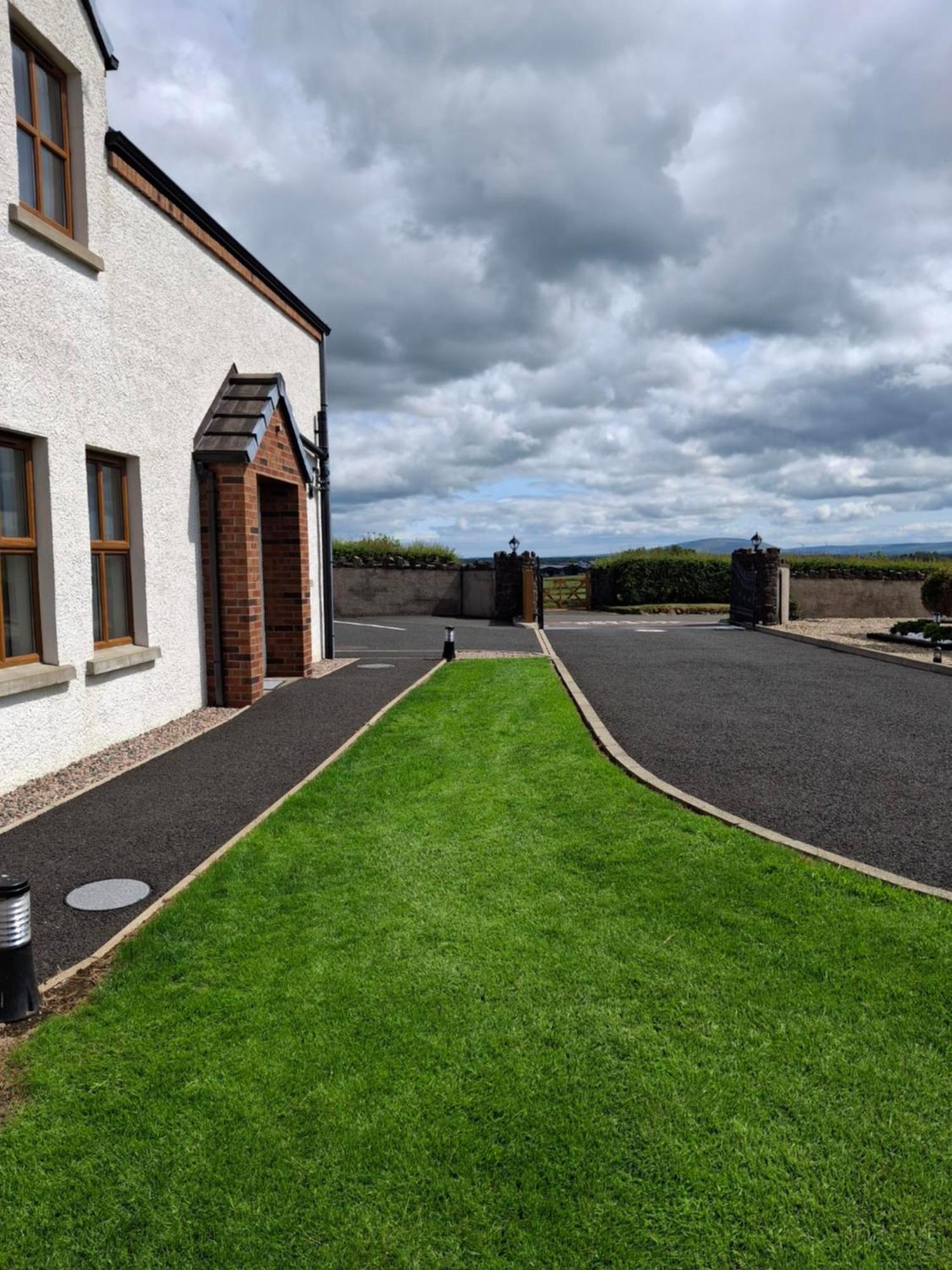 Ulster Cottages Bushmills Exterior foto